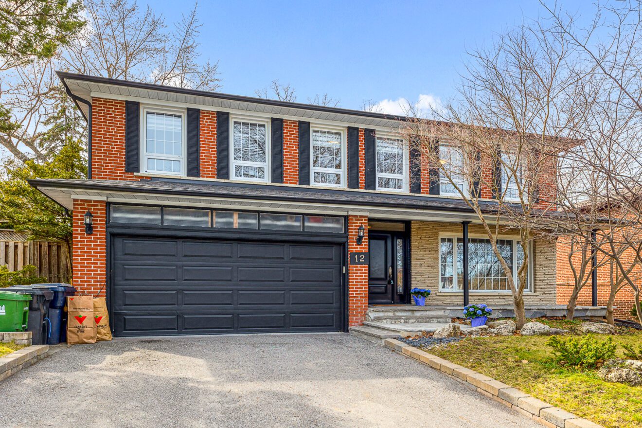 12 Beardmore Cres